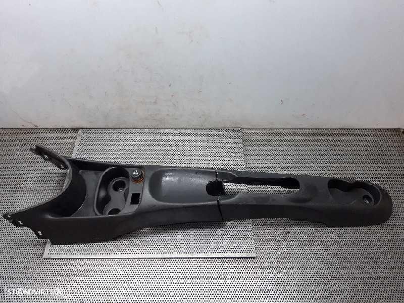 CONSOLA CENTRAL FIAT 500 150 BERLINA - 1