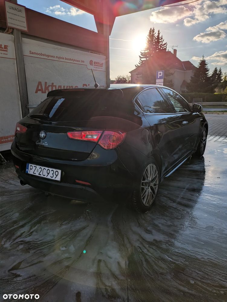 Alfa Romeo Giulietta 1.4 TB MultiAir Exclusive - 4