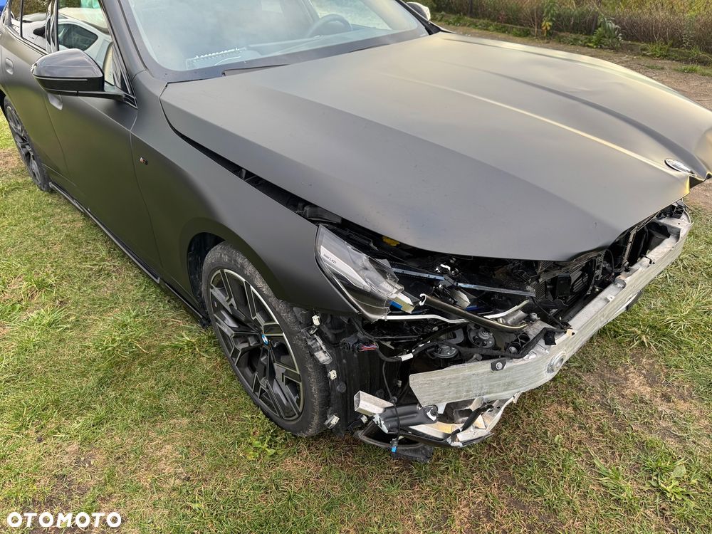 BMW Seria 5 520d xDrive mHEV M Sport - 23