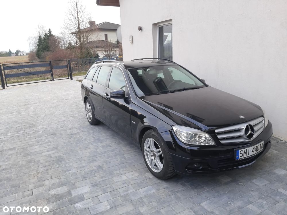 Mercedes-Benz Klasa C 180 CGI BlueEFFICIENCY - 3