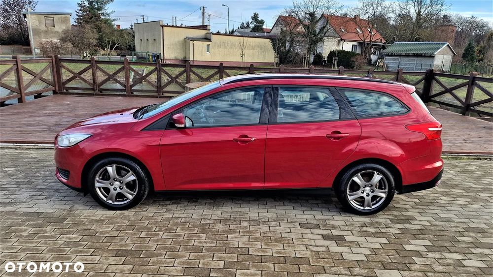 Ford Focus 1.6 SYNC Edition - 5