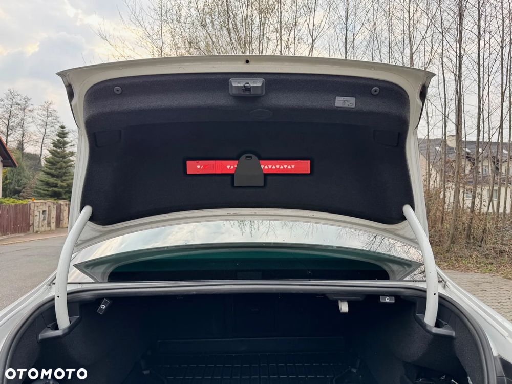 Volkswagen Passat 2.0 TSI BMT Comfortline DSG - 9