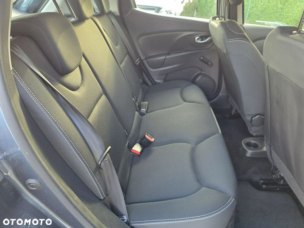 Renault Clio - 7