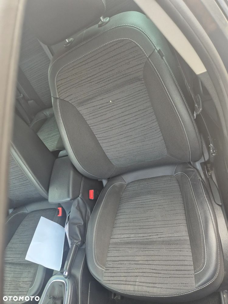 Opel Astra 1.4 Turbo Innovation - 10