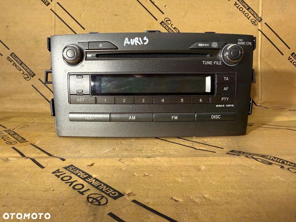 Radio Toyota Auris 06-12. Nr. 86120-02520. - 1