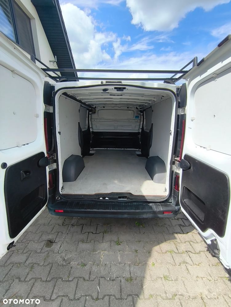 Renault Trafic - 12