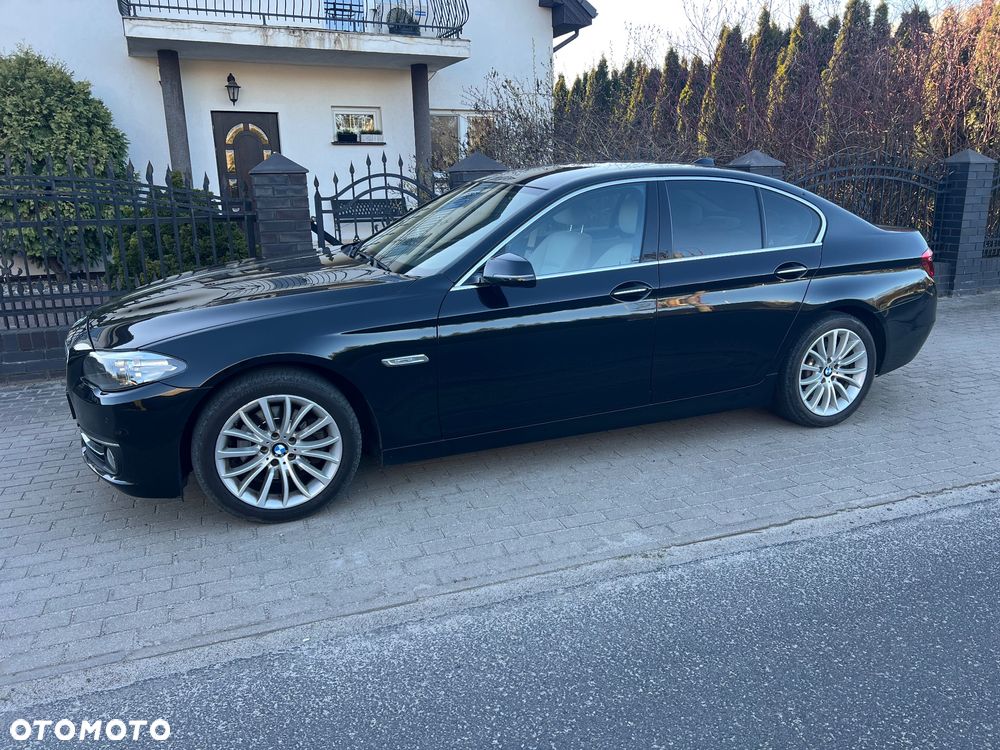 BMW Seria 5 520d xDrive Luxury Line - 3