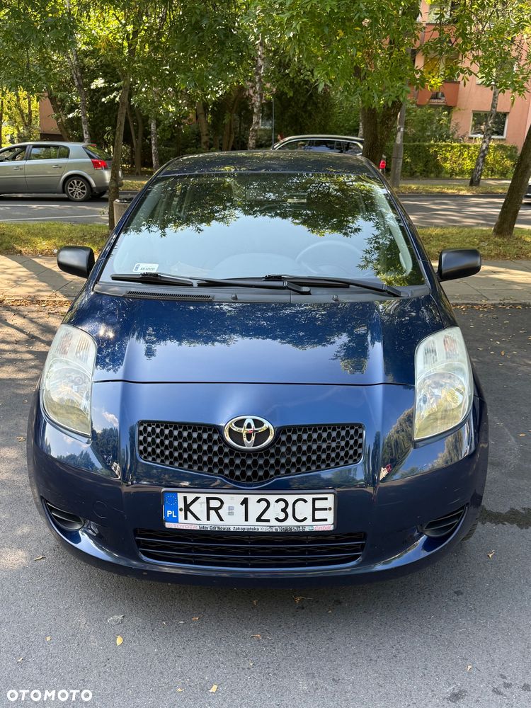 Toyota Yaris 1.3 Terra - 3