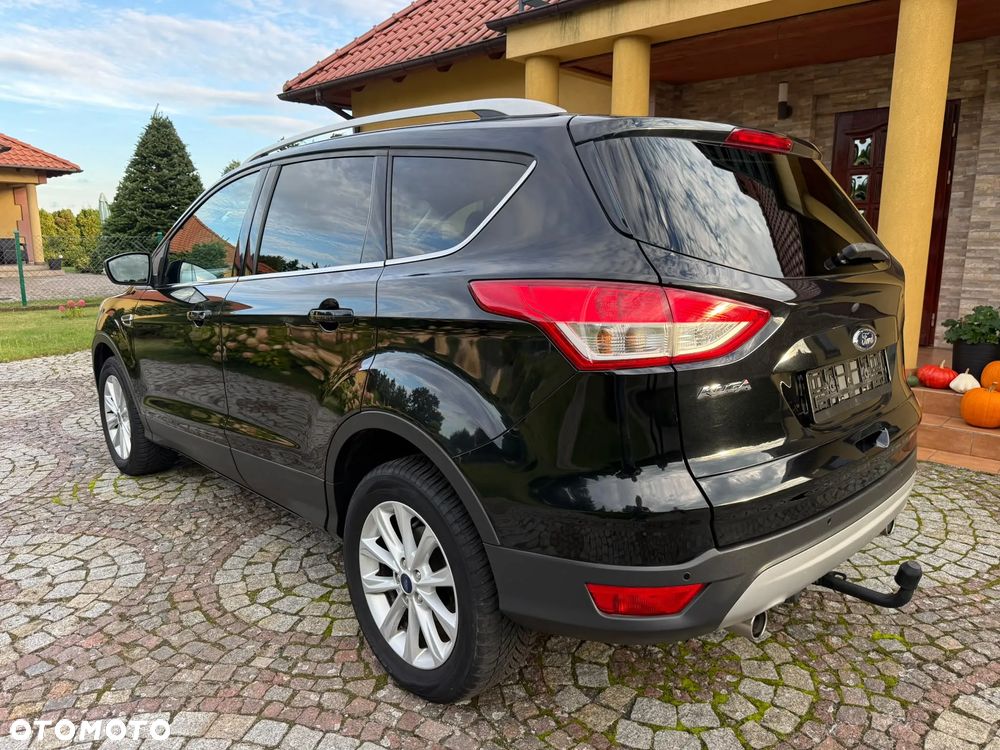 Ford Kuga 2.0 TDCi 2x4 Titanium - 11