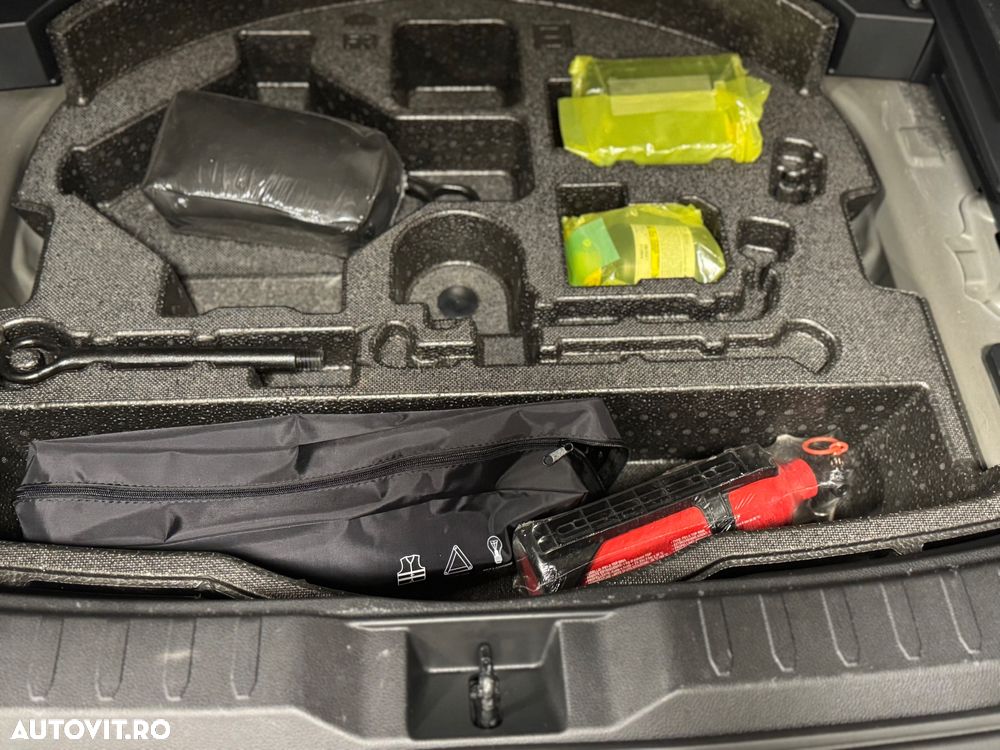 Toyota RAV4 2.5 4x4 Black Edition - 34