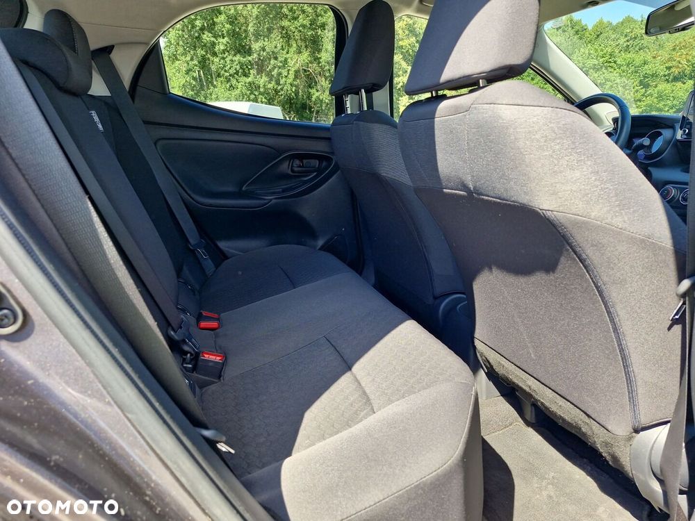 Toyota Yaris - 7