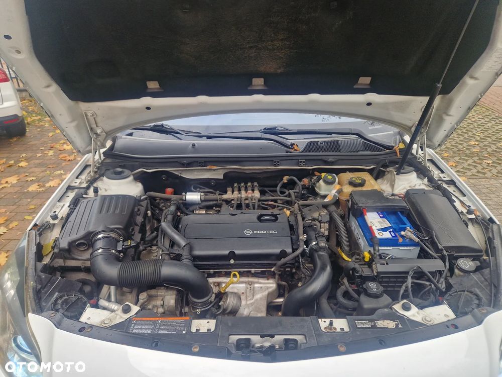 Opel Insignia 1.6 T Sport - 11