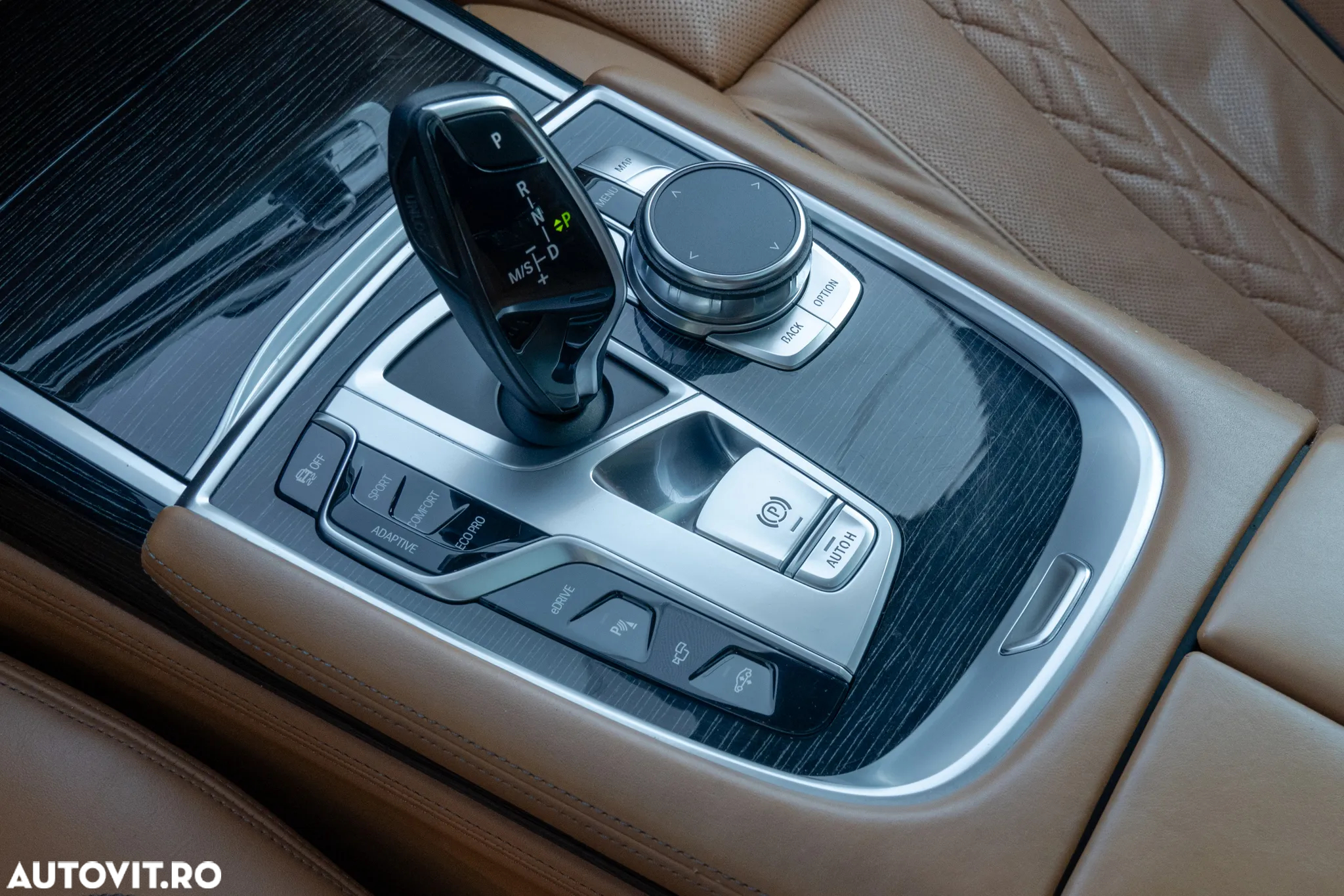 BMW Seria 7 740Le xDrive iPerformance - 24