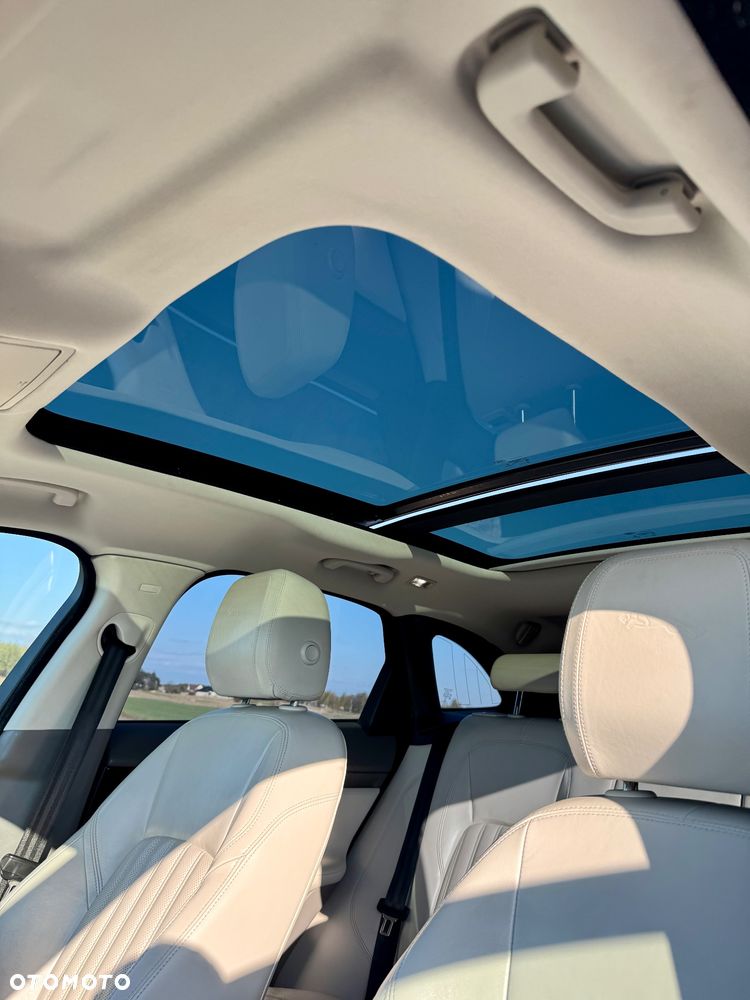 Jaguar F-Pace 20d AWD Pure - 33