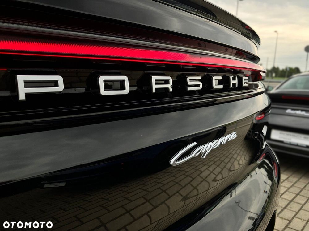 Porsche Cayenne Coupe - 38