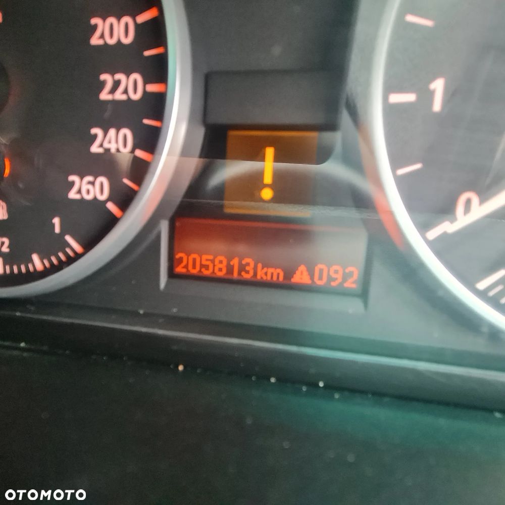 BMW Seria 3 320i - 11