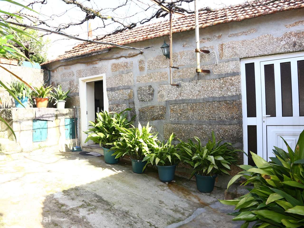 Moradia para Restaurar T1+2 Venda em Lustosa e Barrosas (Santo Estêvão - Grande imagem: 4/16