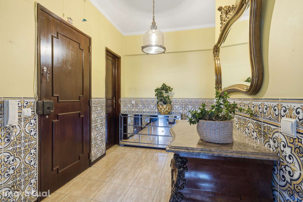 Apartamento T3 centro de Torres Vedras - Grande imagem: 2/19