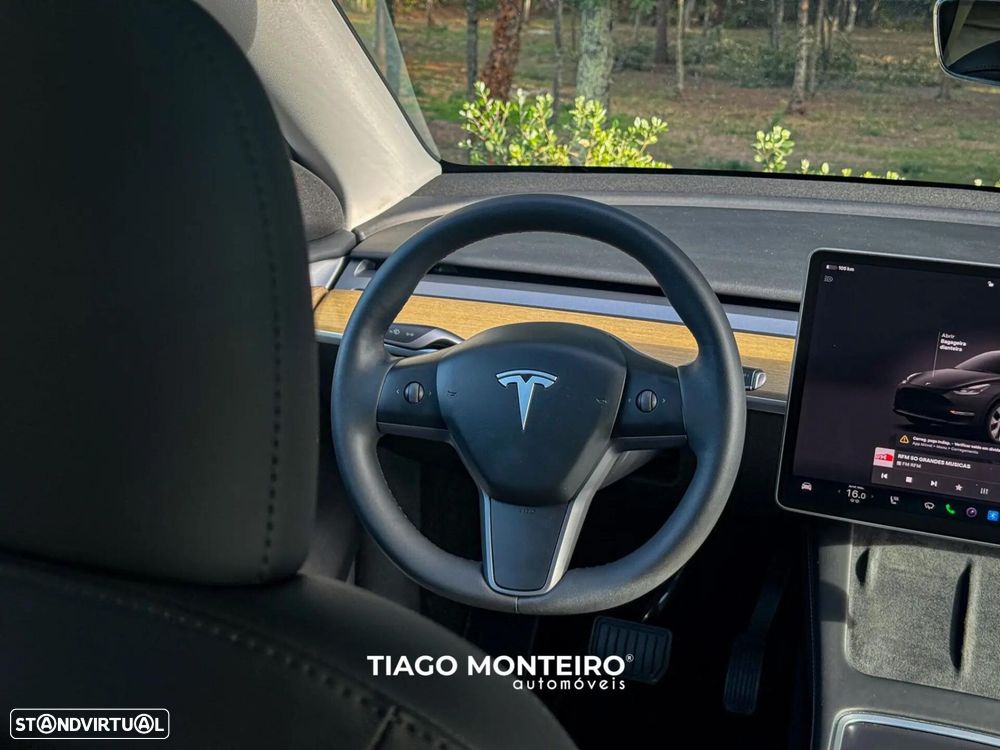 Tesla Model Y Tração Traseira - 47