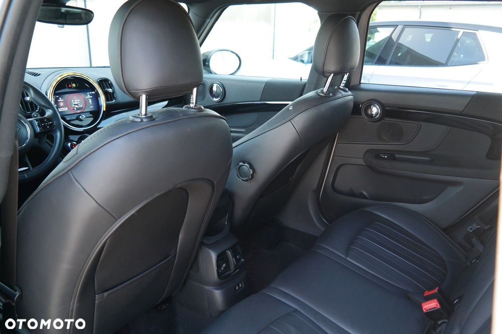 MINI Countryman - 16