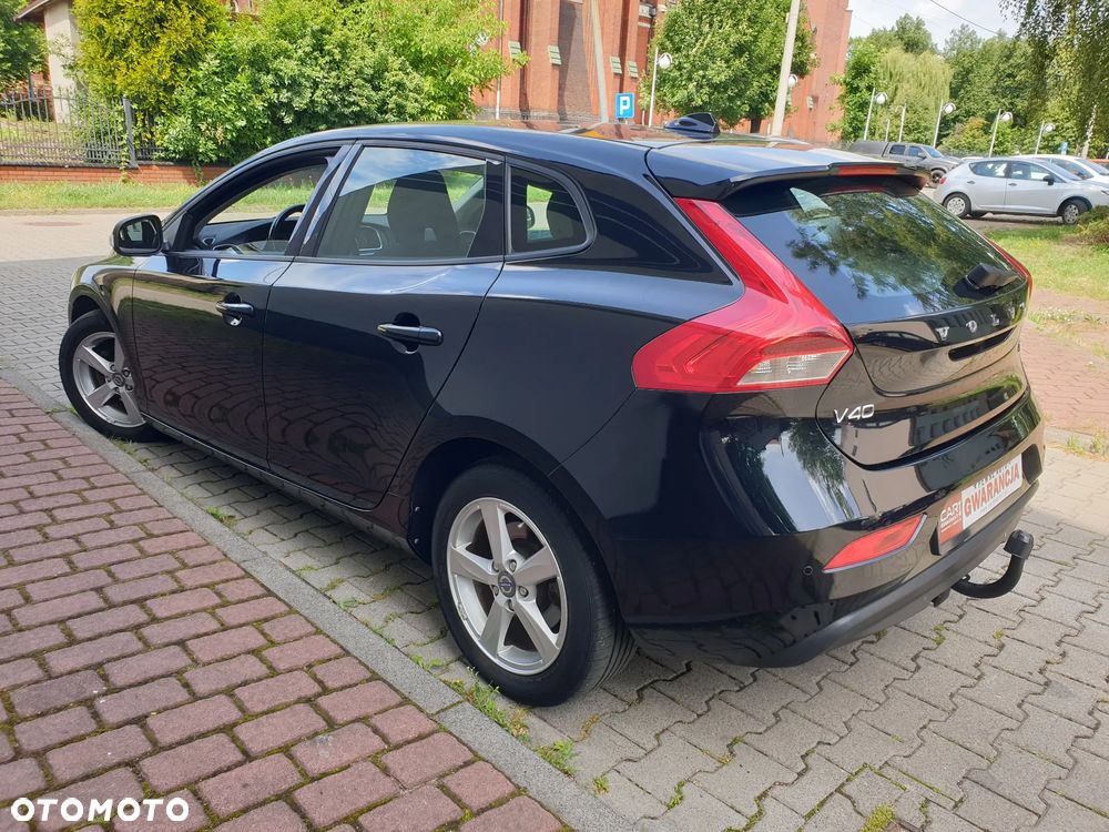 Volvo V40 D2 Summum - 5
