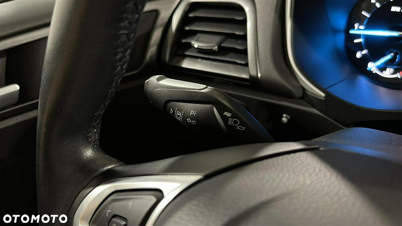 Ford Mondeo - 23