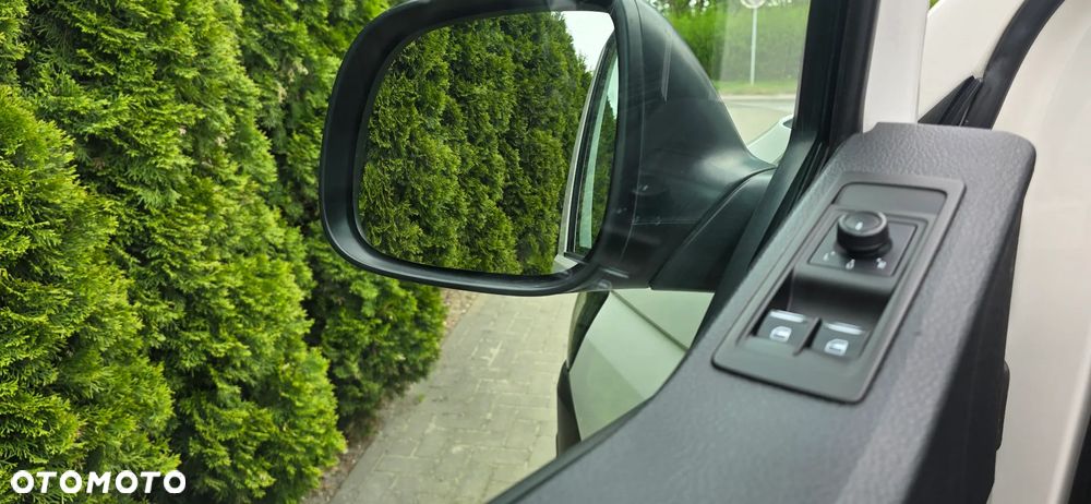 Volkswagen Transporter - 22
