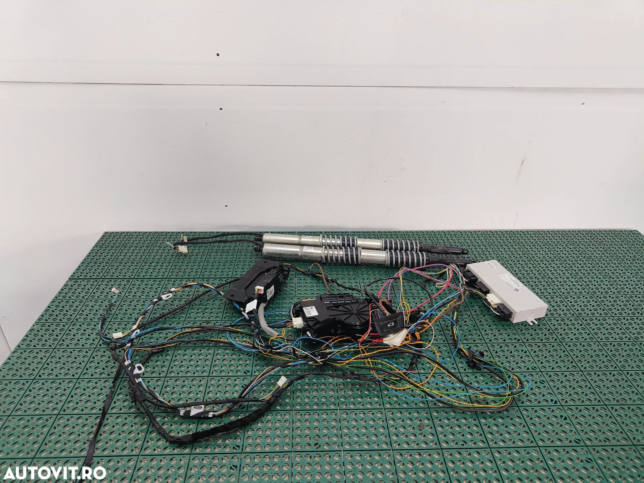 Kit complet Portbagaj electric BMW F11 ( modul, amortizoare, buton) - 1