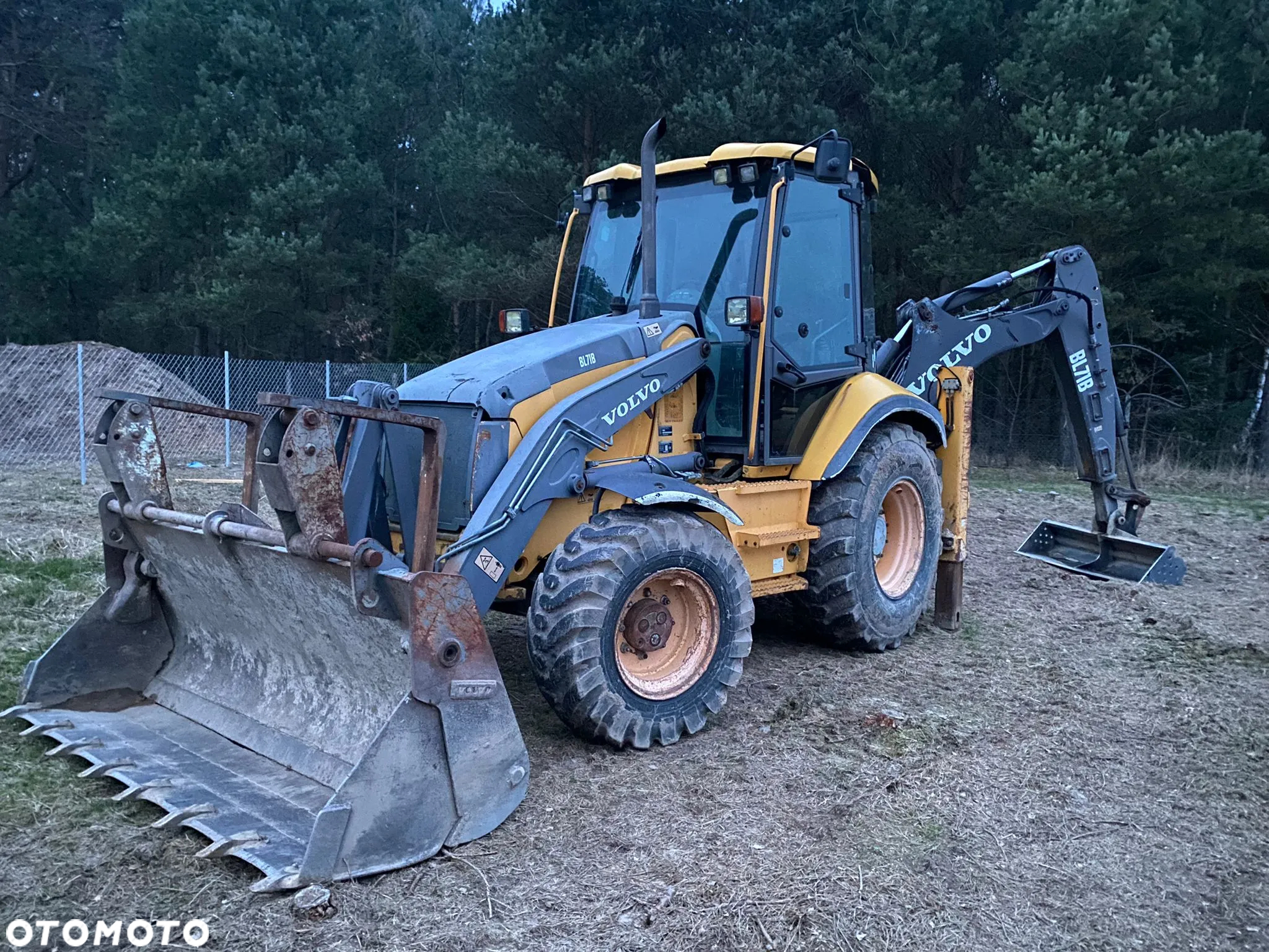Volvo BL71B - 9