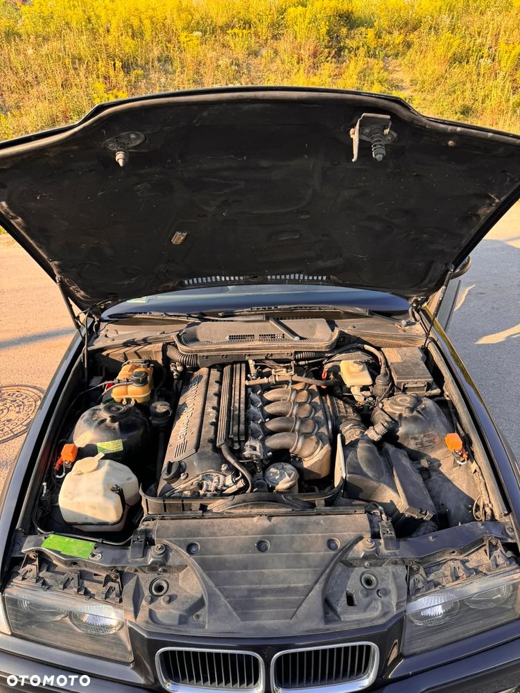 BMW M3 Standard - 13