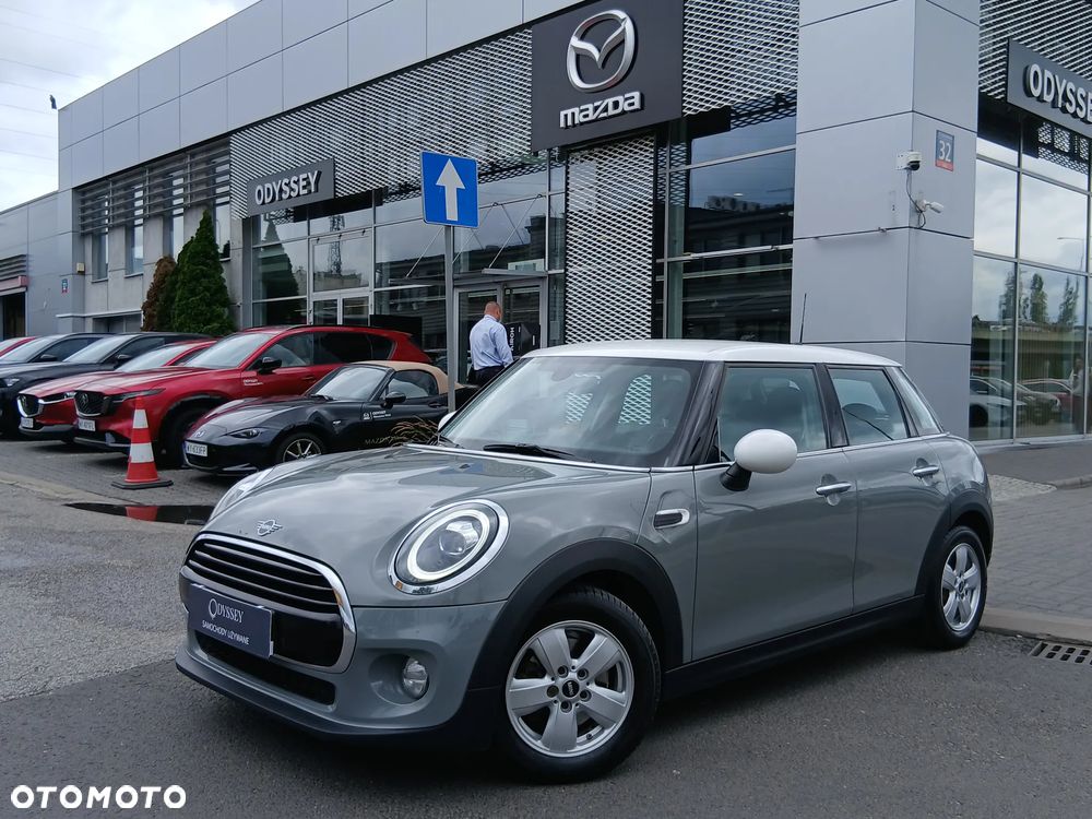 MINI Cooper Standard - 2