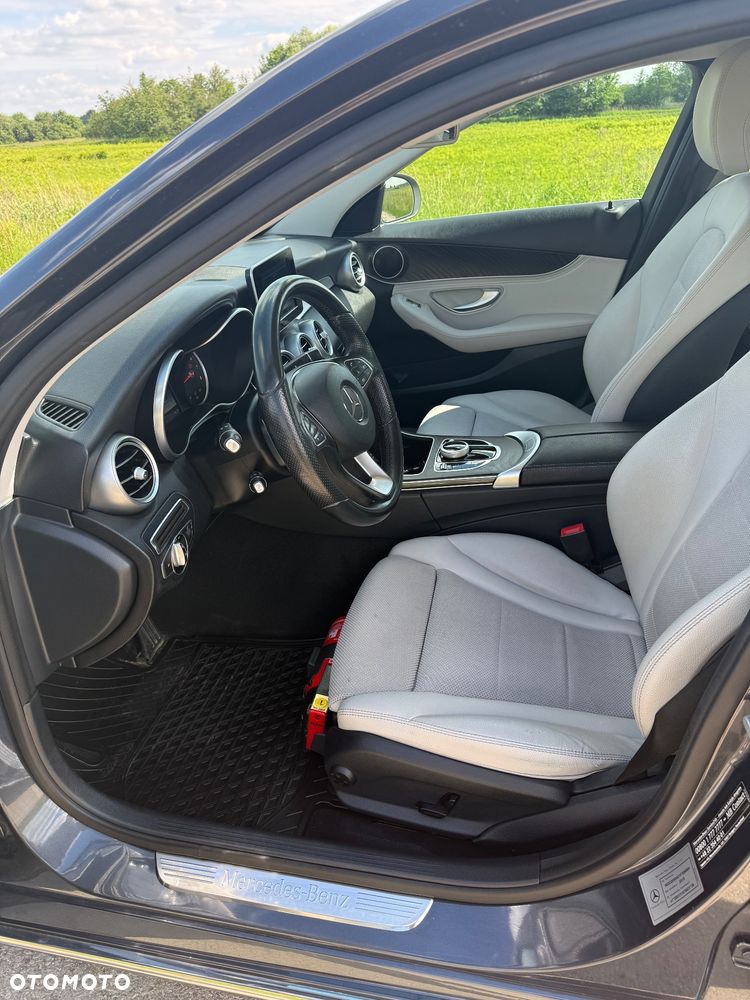 Mercedes-Benz Klasa C 200 4-Matic 7G-TRONIC - 13