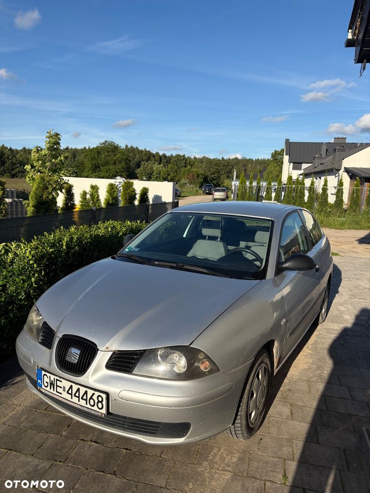 Seat Ibiza 1.4 16V Signo - 1