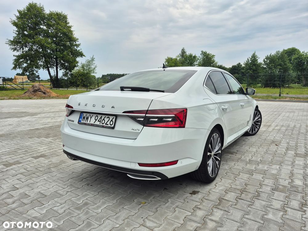 Skoda Superb 2.0 TDI SCR 4x4 L&K DSG - 13