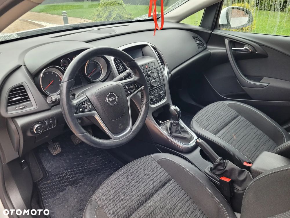 Opel Astra IV 1.4 T Business EU6 - 22