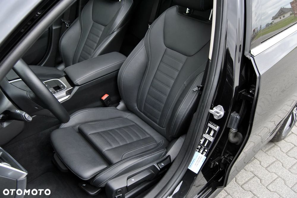 BMW Seria 3 320d xDrive Sport Line - 21