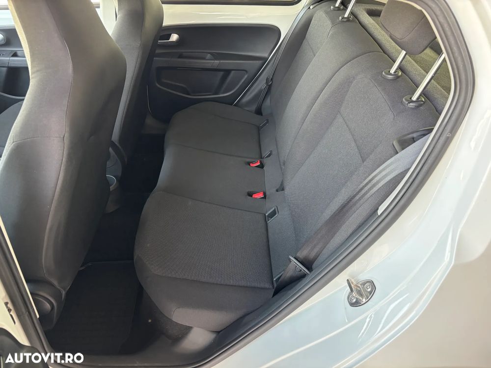 Volkswagen up! - 23