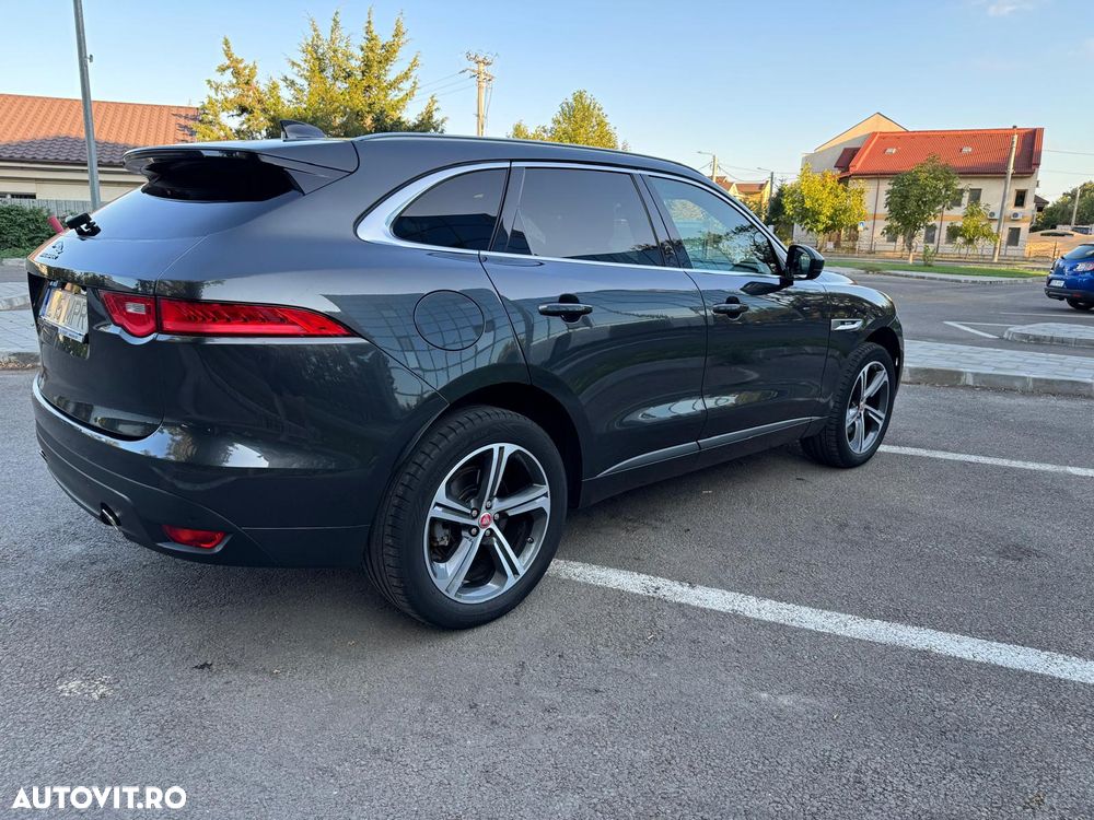 Jaguar F-Pace 25t AWD R-Sport - 2