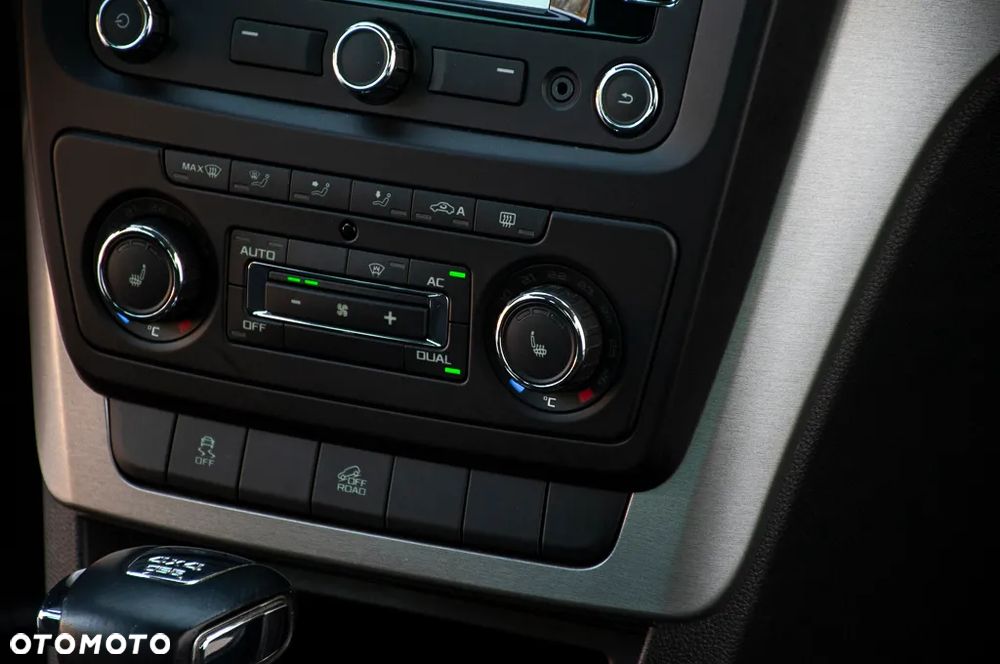 Skoda Yeti 1.8 TSI DSG 4x4 Edition - 8