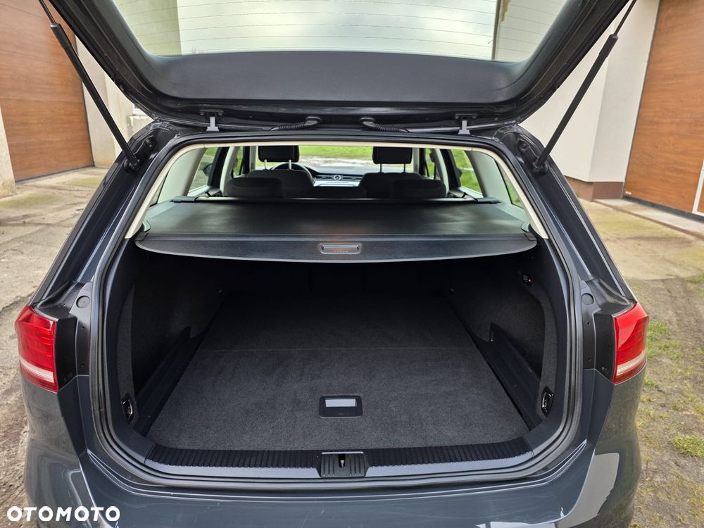 Volkswagen Passat Variant 2.0 TDI SCR DSG Comfortline - 11