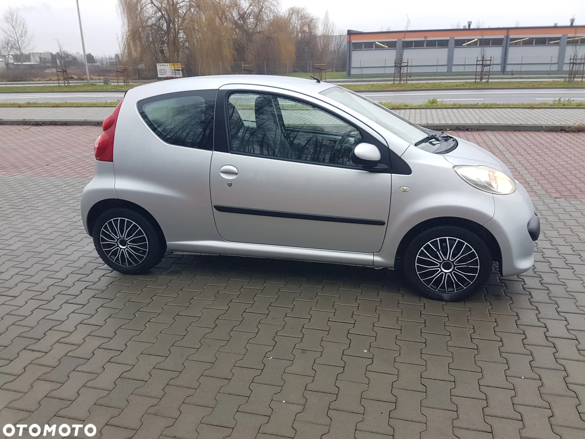 Peugeot 107 - 5