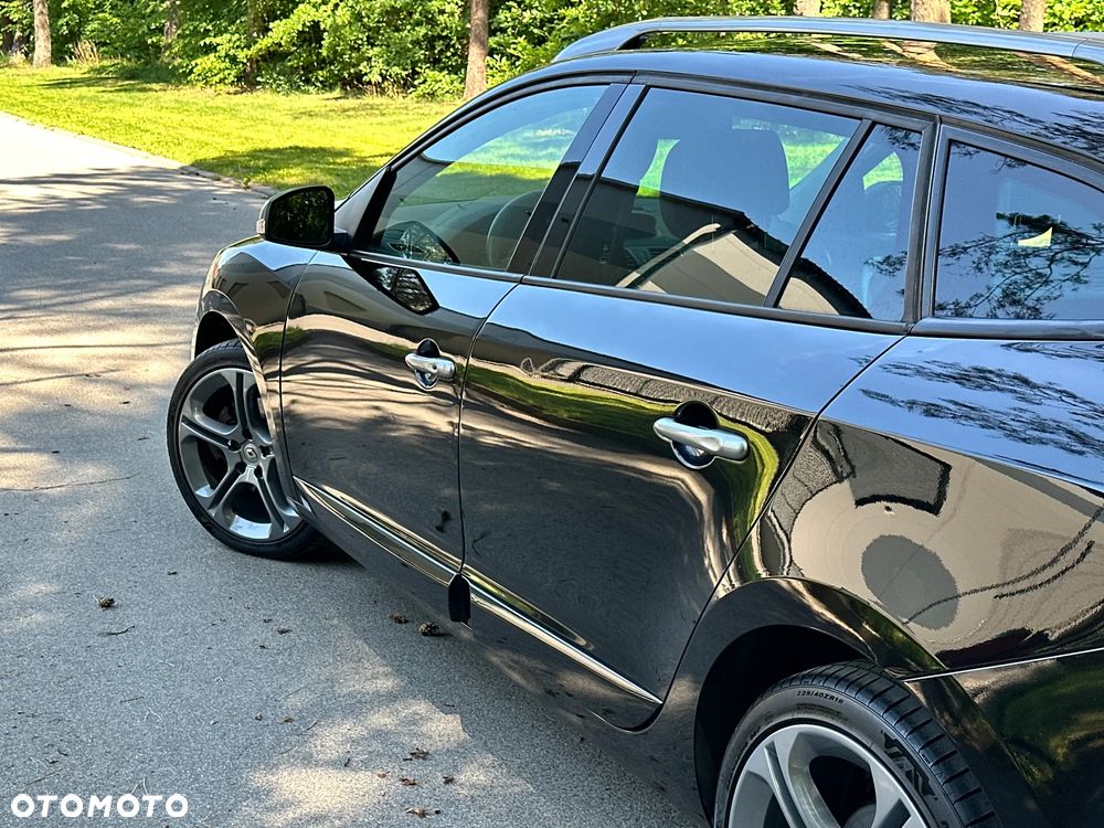 Renault Megane TCe 180 GT - 16