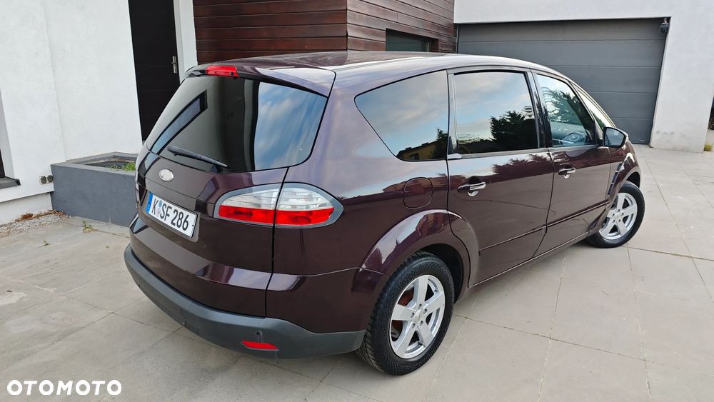 Ford S-Max 2.0 Titanium - 23