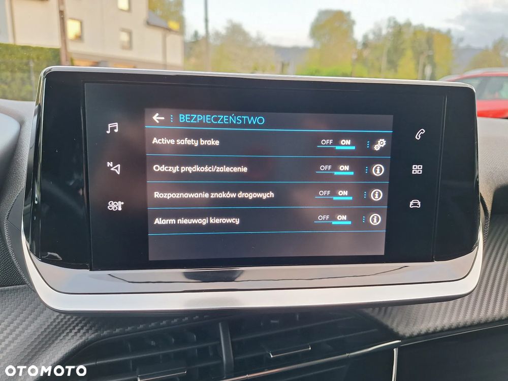 Peugeot 208 1.2 PureTech Active Pack S&S EAT8 - 14