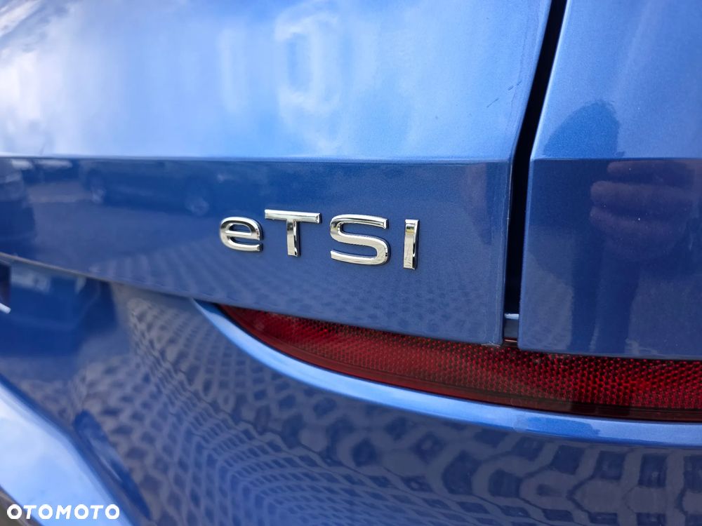 Volkswagen T-Roc 1.5 eTSI Life DSG - 21