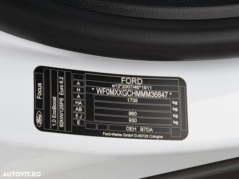 Ford Focus 1.0 EcoBoost MHEV Titanium - 35