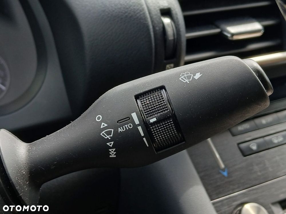 Lexus IS - 26