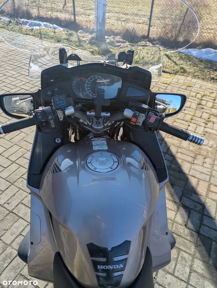 Honda ST - 15