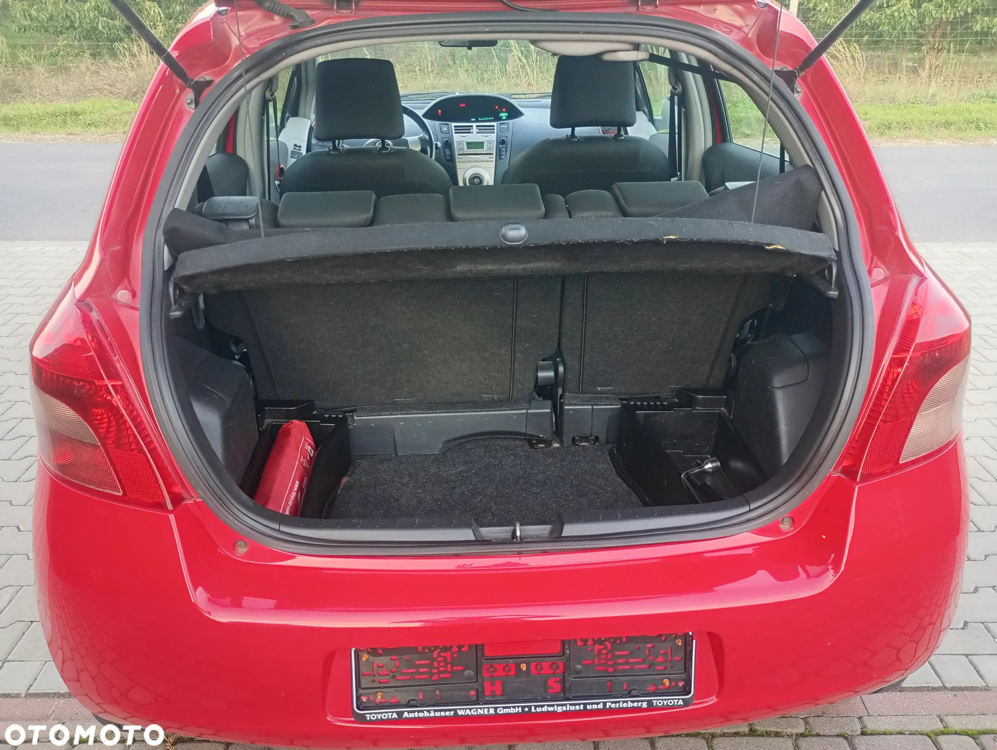 Toyota Yaris - 8