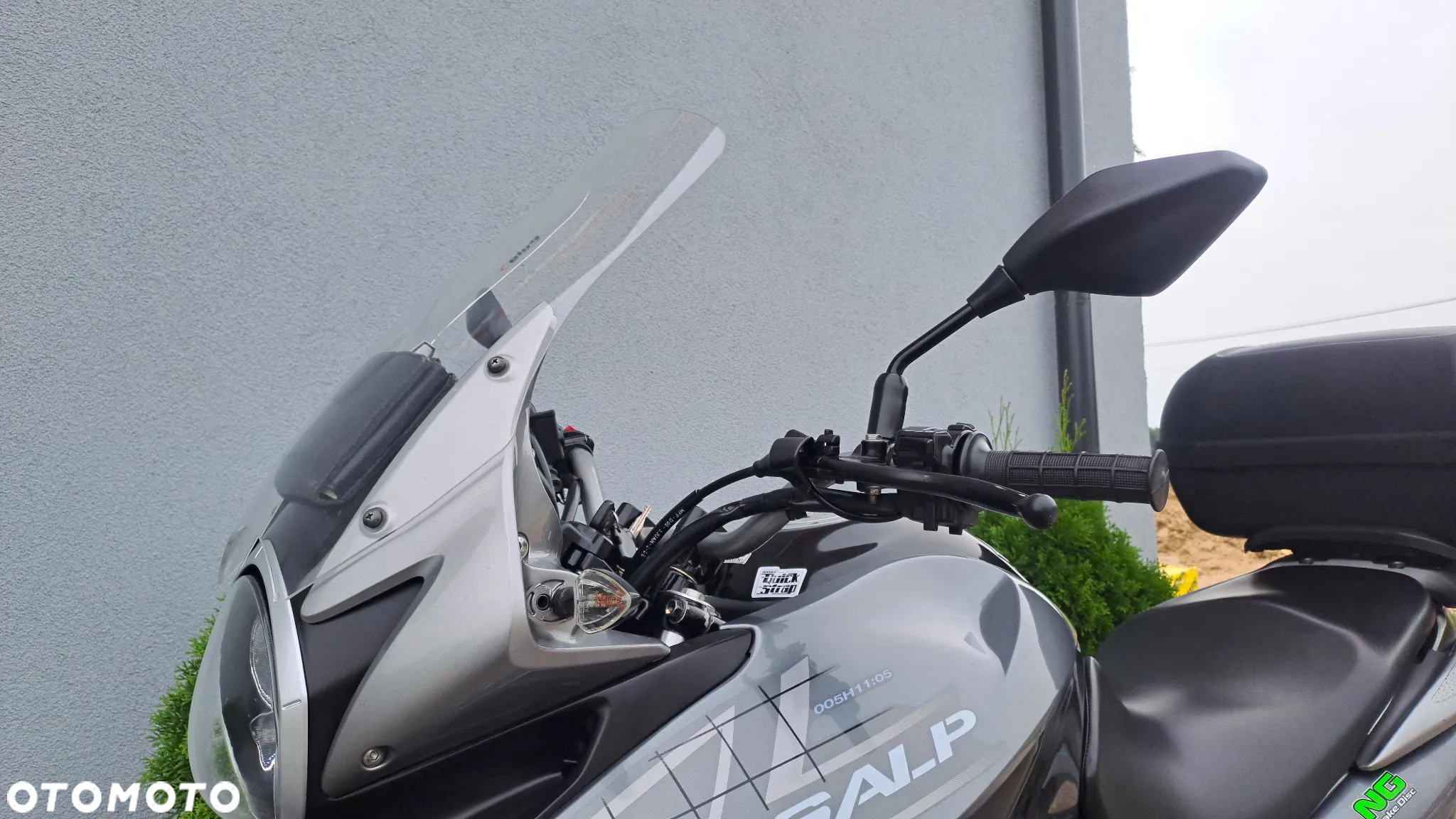 Honda XL - 12